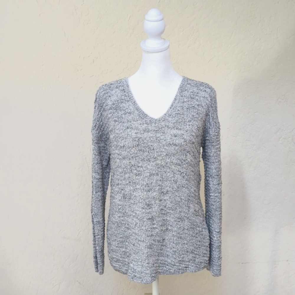 Calvin Klein Jeans Heather Gray Lightweight V Neck Cotton Blend Sweater Small
